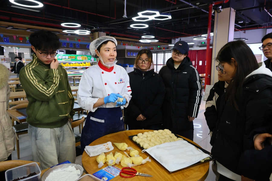  探索烘焙奥秘，乐享劳动之美 —— yl6809永利检测中心开展食育课堂活动​