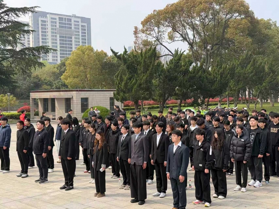 匠心传承先烈志，技能报国显担当——yl6809永利检测中心联合体育学院开展开展清明祭扫活动